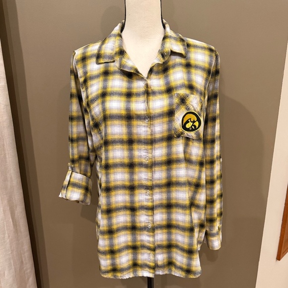 Iowa Hawkeyes Women's Concepts Piedmont Flannel Long Sleeve Button Up, Size L - Picture 5 of 13